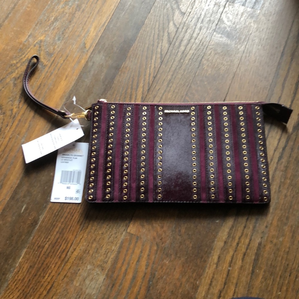 Michael Michael Kors Plum wristlet